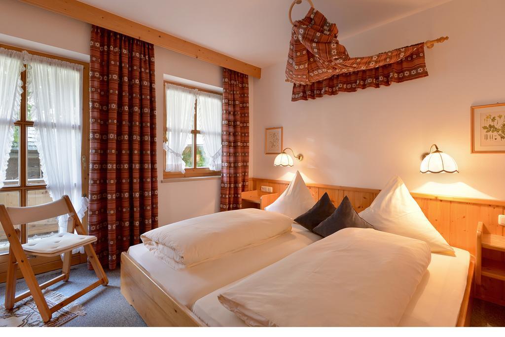 Haus Gaisberger Apartamento Mayrhofen Quarto foto
